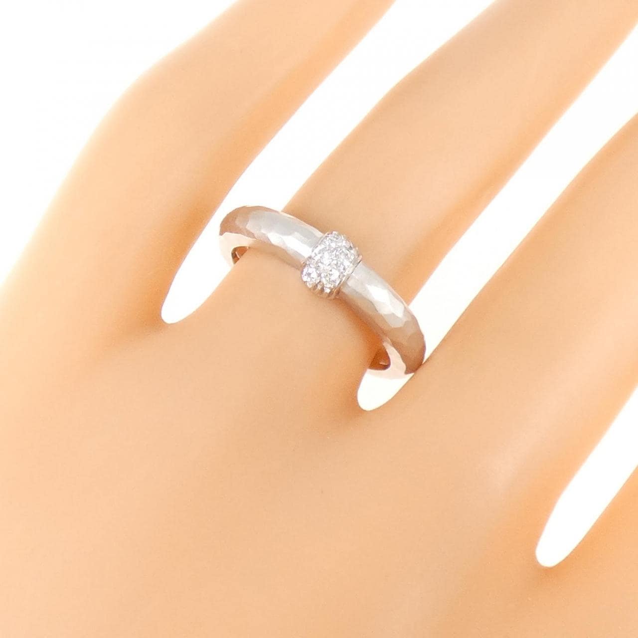 750WG ダイヤモンド リング