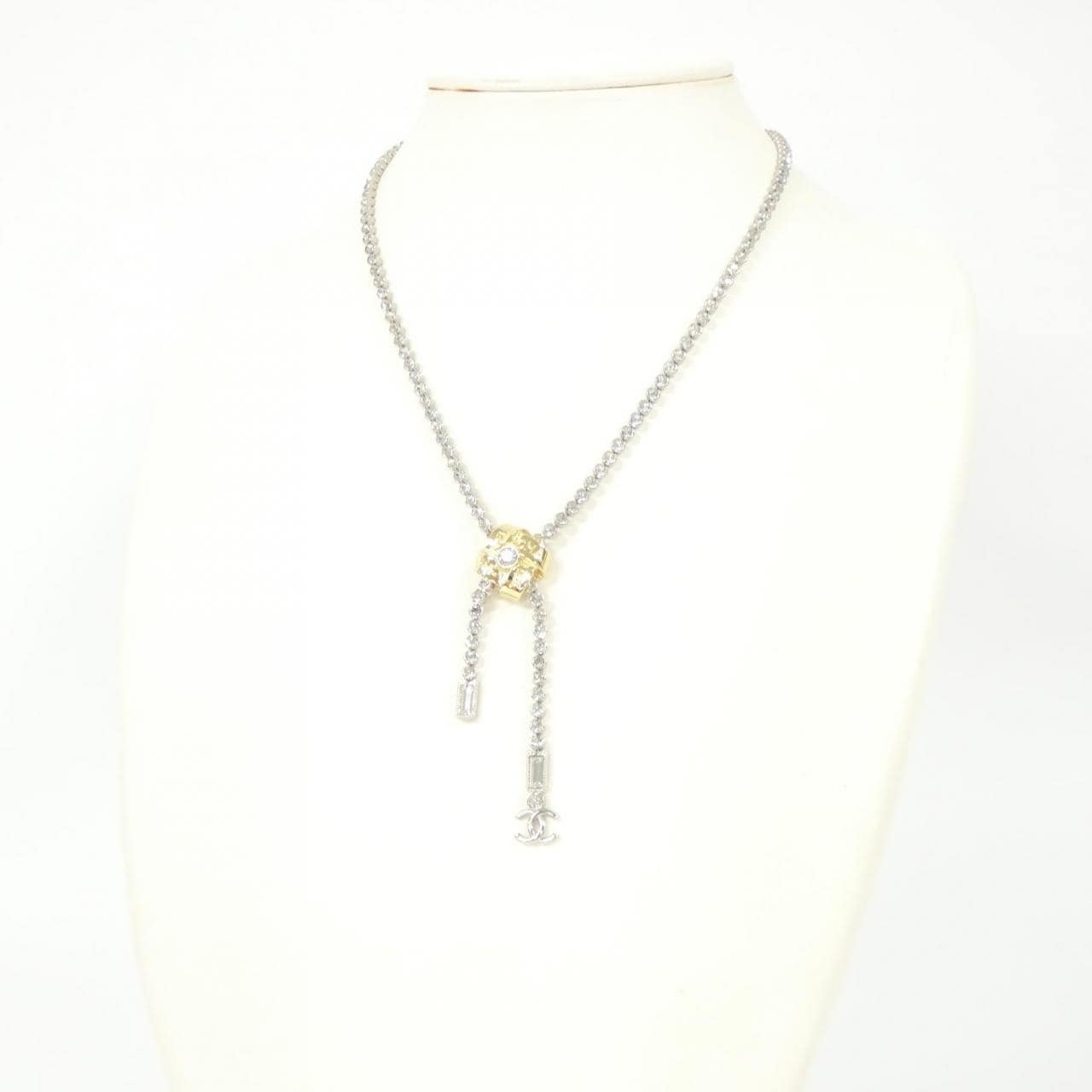 CHANEL necklace