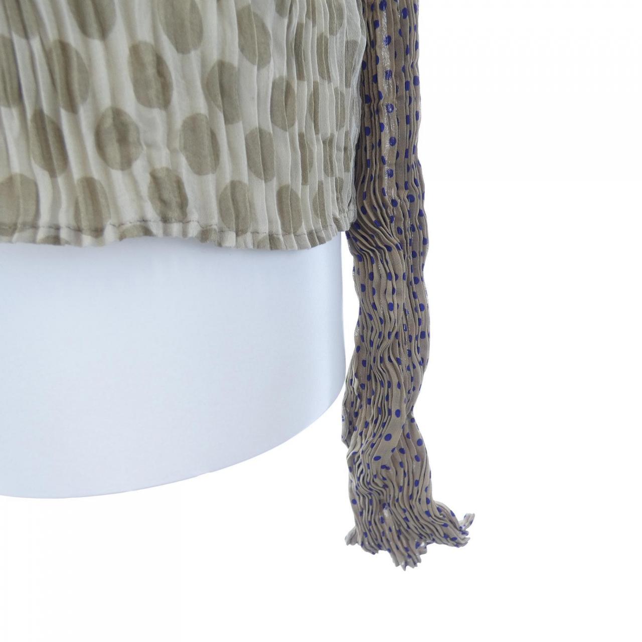 イッセイミヤケ ISSEY MIYAKE IM11FJ233 トップス