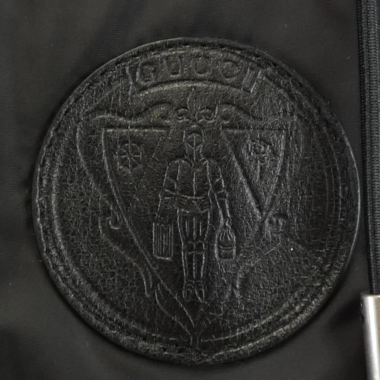 グッチ GUCCI 439367 Z735A ダウンベスト