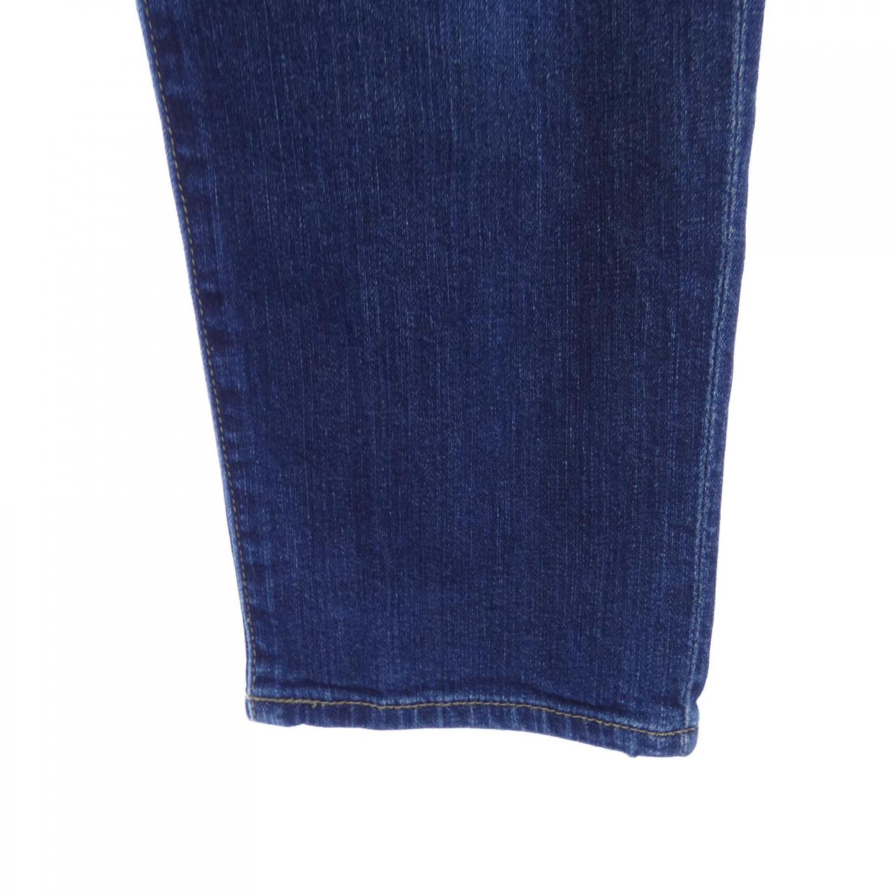 ブルーレーベルクレストブリッジ BLUE LABEL CRESTBRID ジーンズ