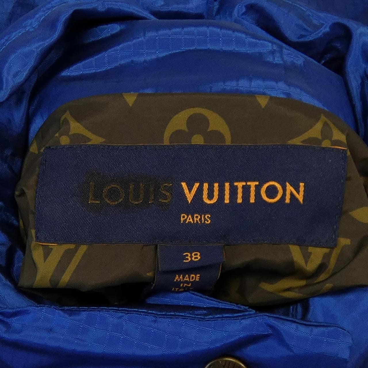 ルイヴィトン LOUIS VUITTON ダウンジャケット