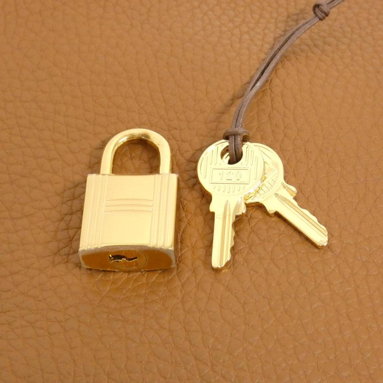 エルメス ピコタン ロック PM 056289CC バッグ