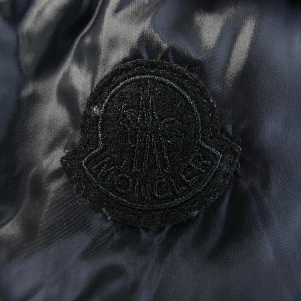 モンクレール MONCLER ダウンジャケット