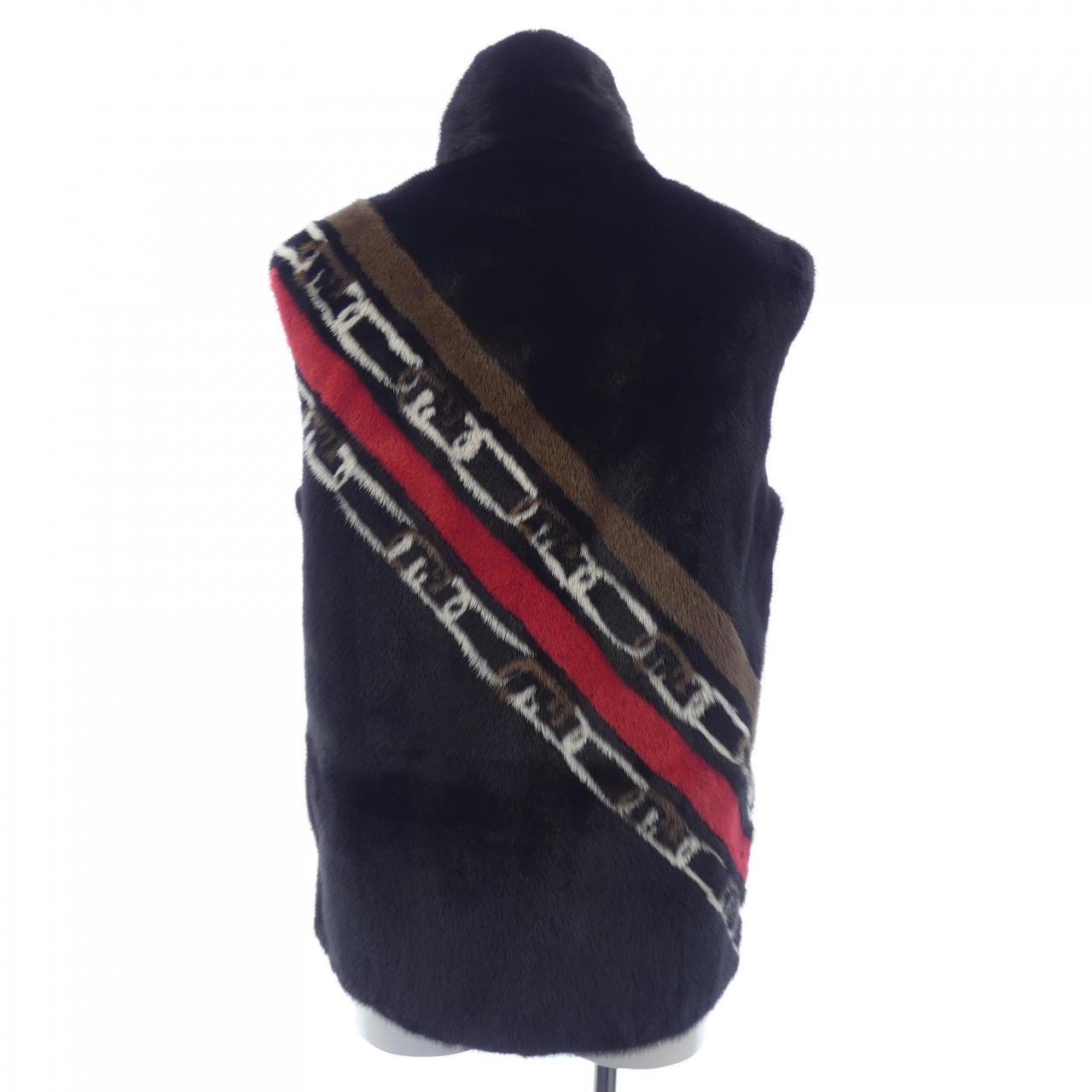 フェンディ FENDI ベスト