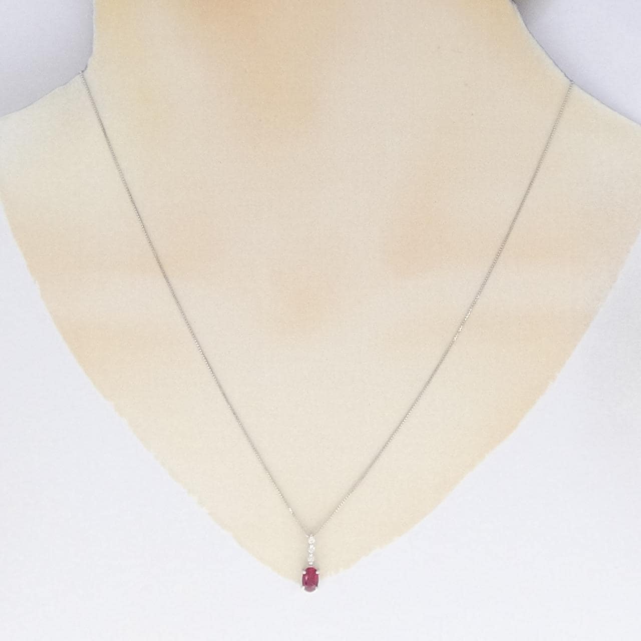 K18WG ルビー ネックレス 0.51CT