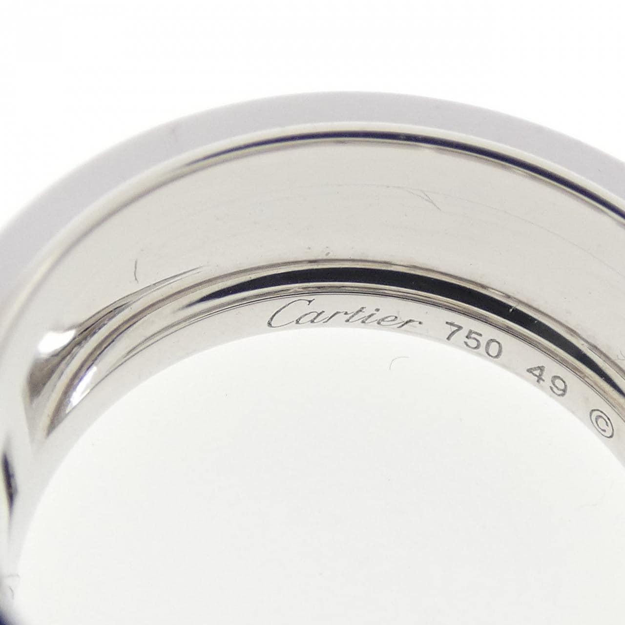カルティエ マイヨンパンテール ハーフダイヤ ラージ リング