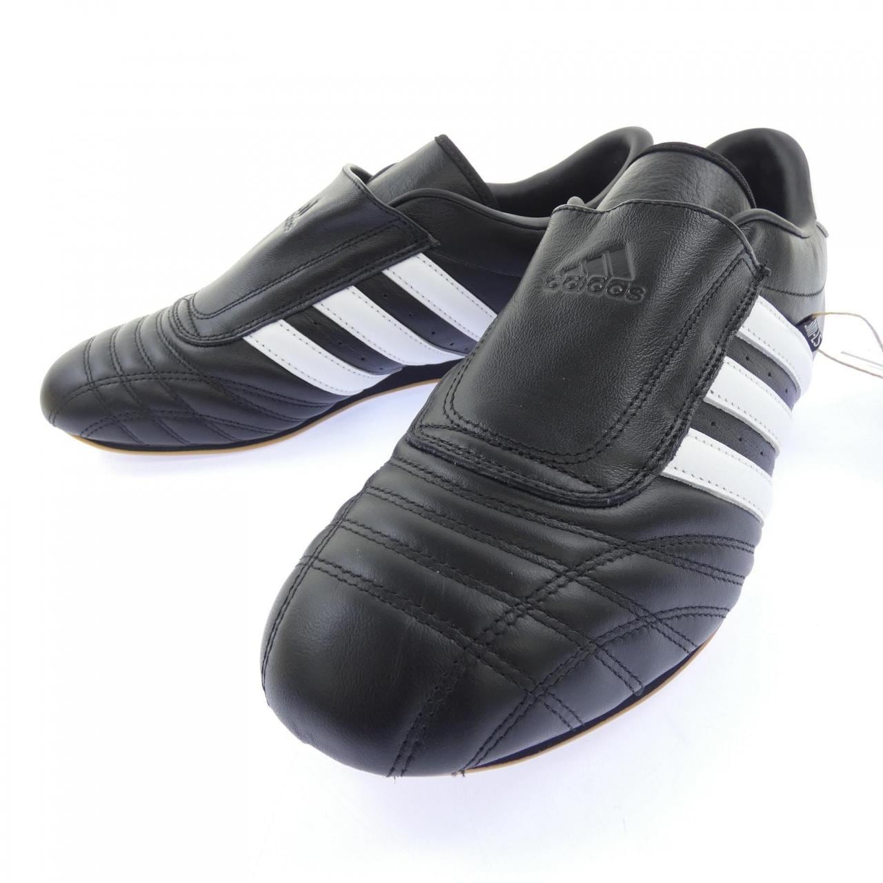 アディダス ADIDAS JQ4775 スニーカー