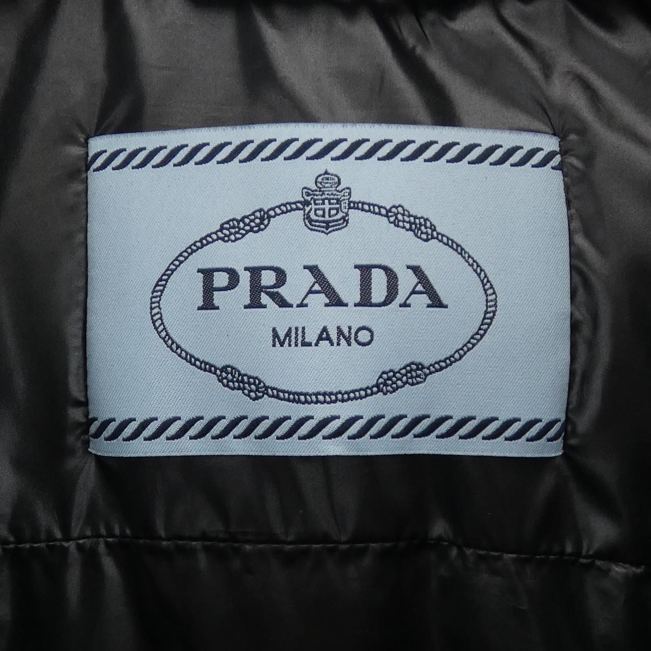 プラダ PRADA ダウンベスト