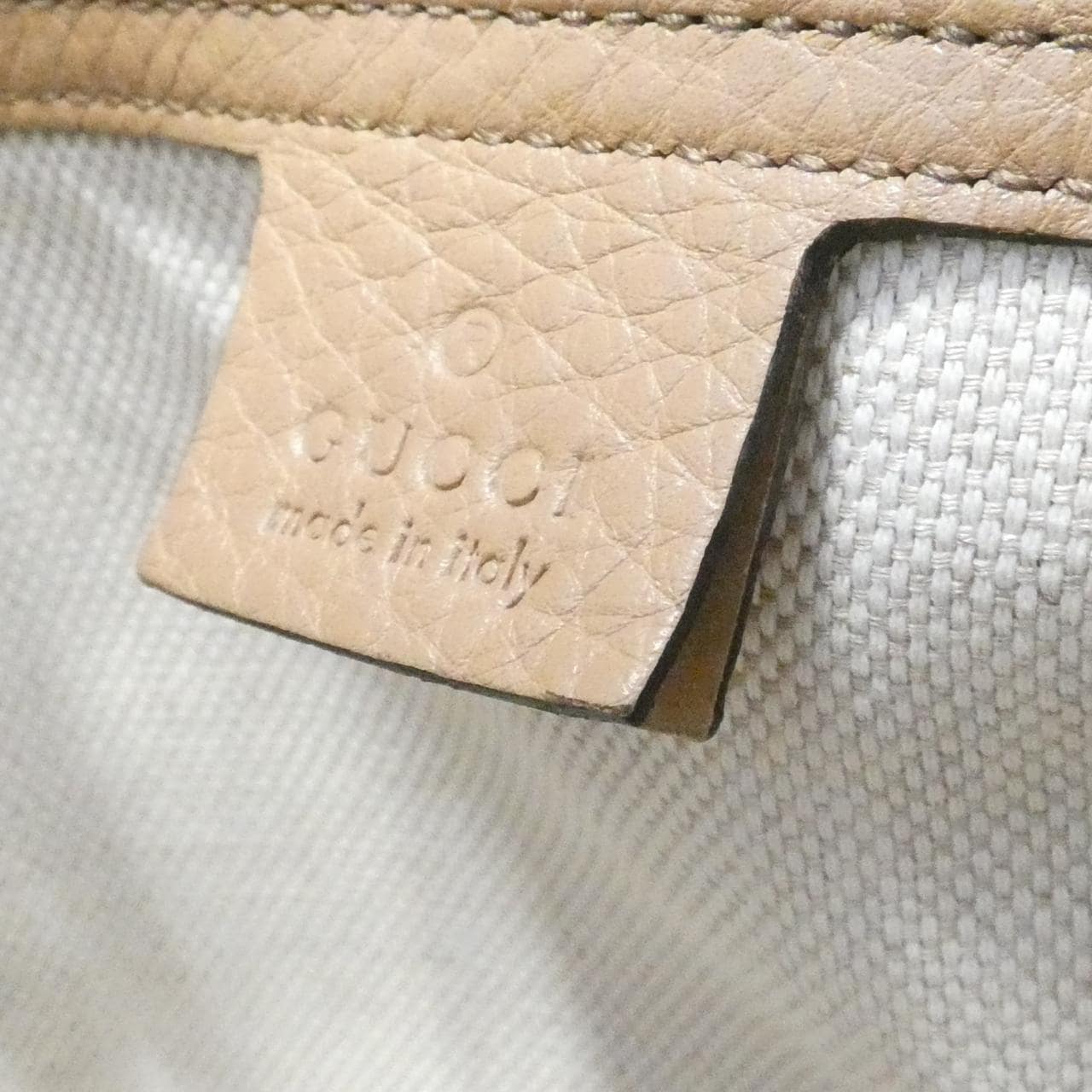 グッチ 336751 A7M0G バッグ