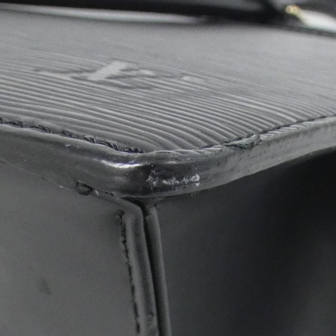 ルイヴィトン エピ リヴィエラ M48182 バッグ