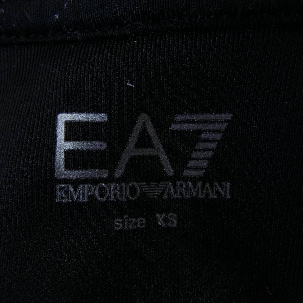 エンポリオアルマーニ EMPORIO ARMANI パーカー