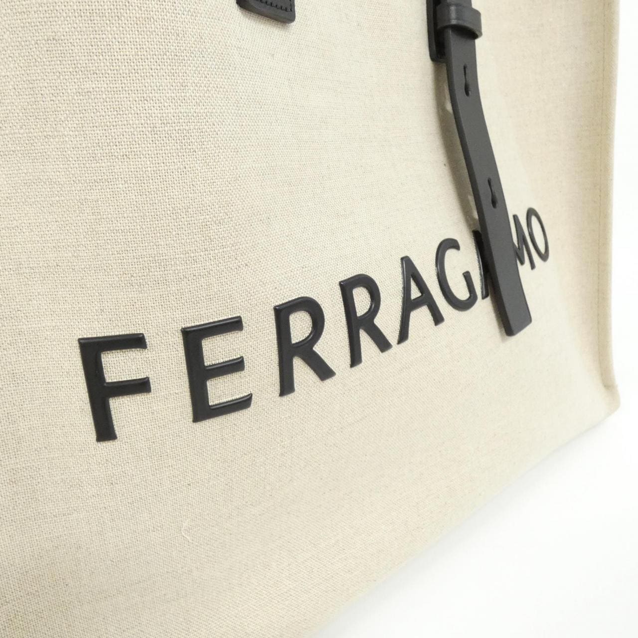 【新品】サルヴァトーレフェラガモ 24 1298 バッグ