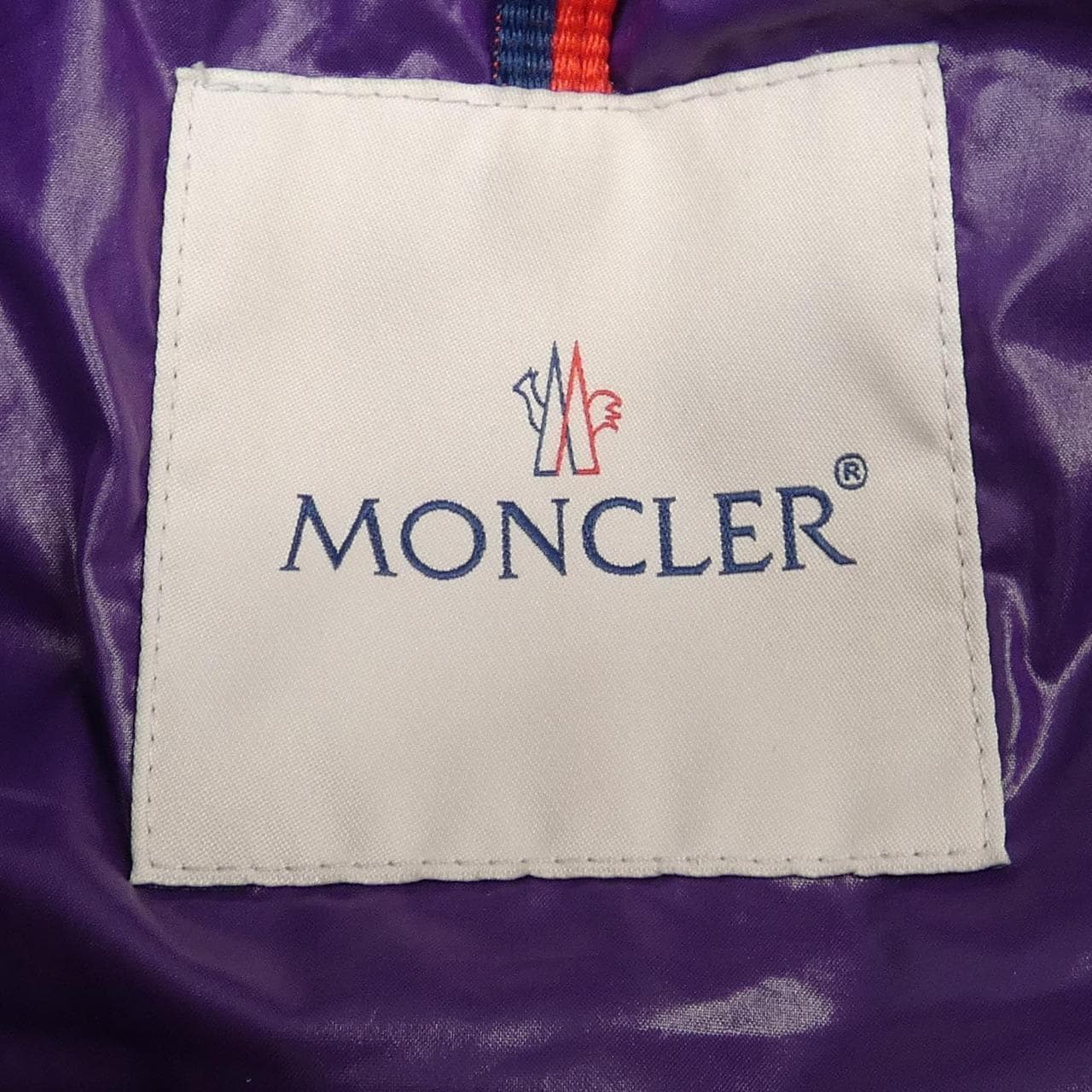 モンクレール MONCLER ダウンジャケット