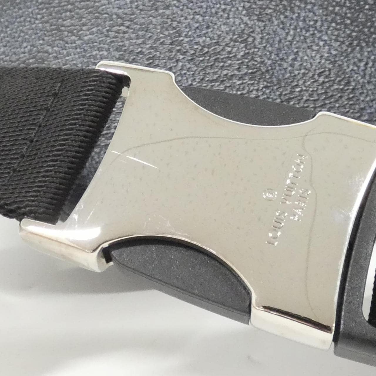 ルイヴィトン ダミエ コバルト レース ディスカバリー バムバック N40161 ショルダーバッグ