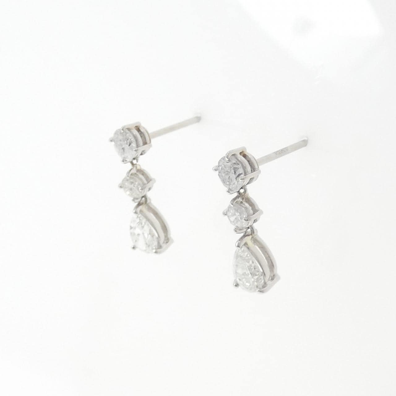 PT900 ダイヤモンド ピアス 1.00CT