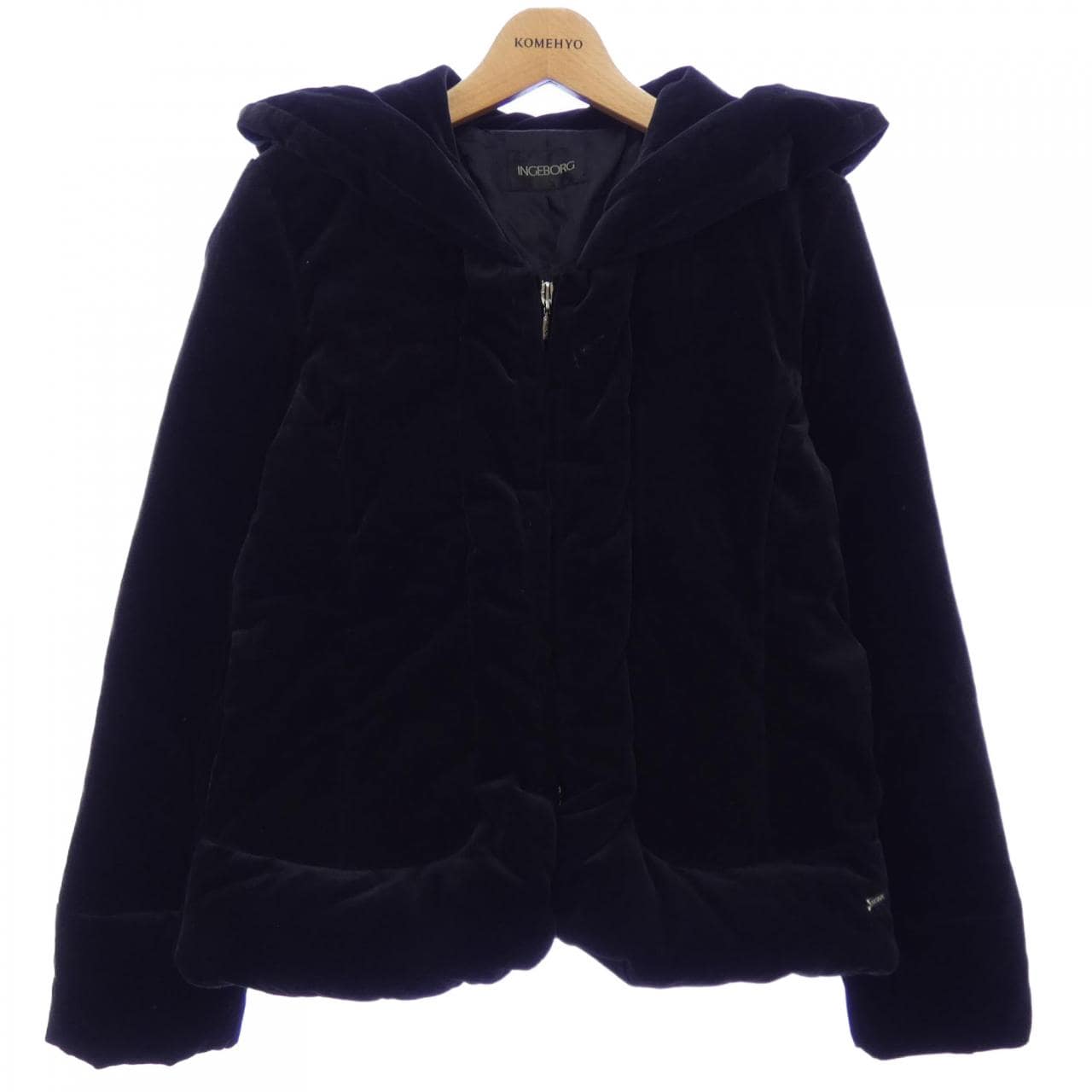 インゲボルグ INGEBORG ダウンジャケット