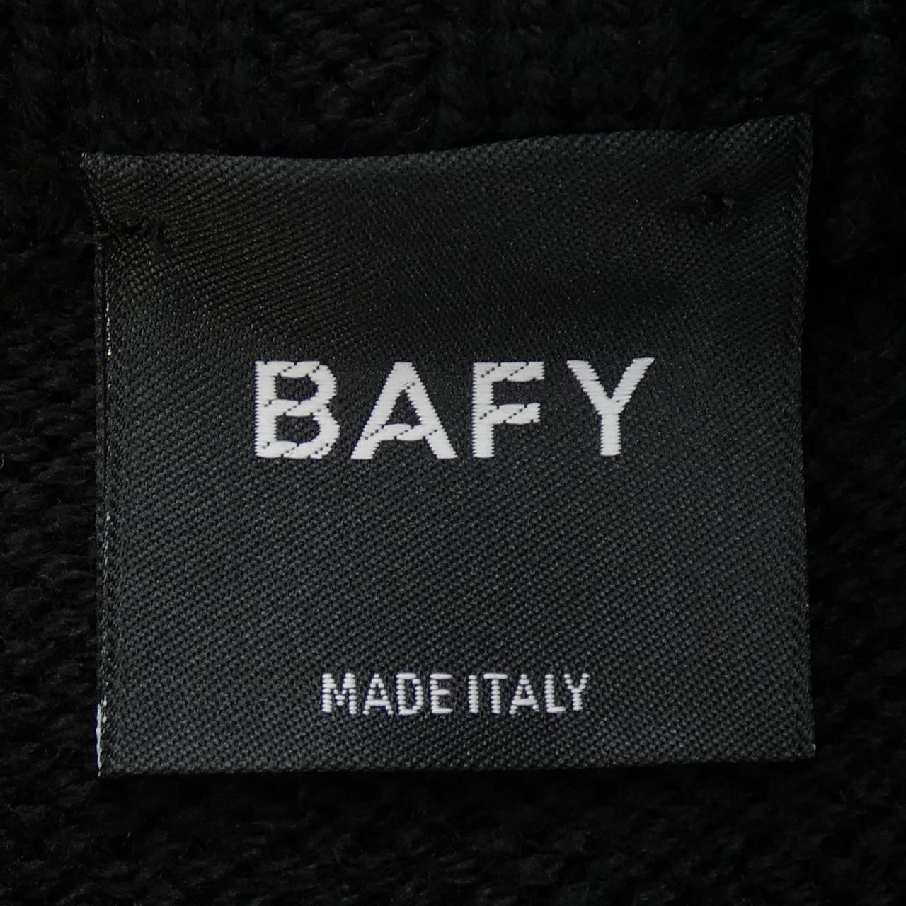 バフィー BAFY ニット