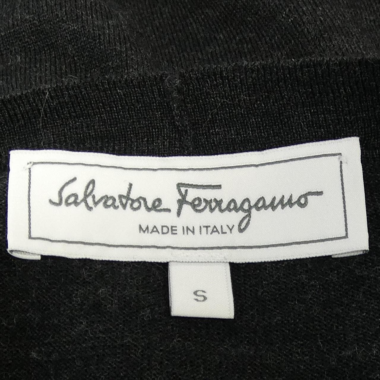 サルヴァトーレフェラガモ SALVATORE FERRAGAMO カーディガン