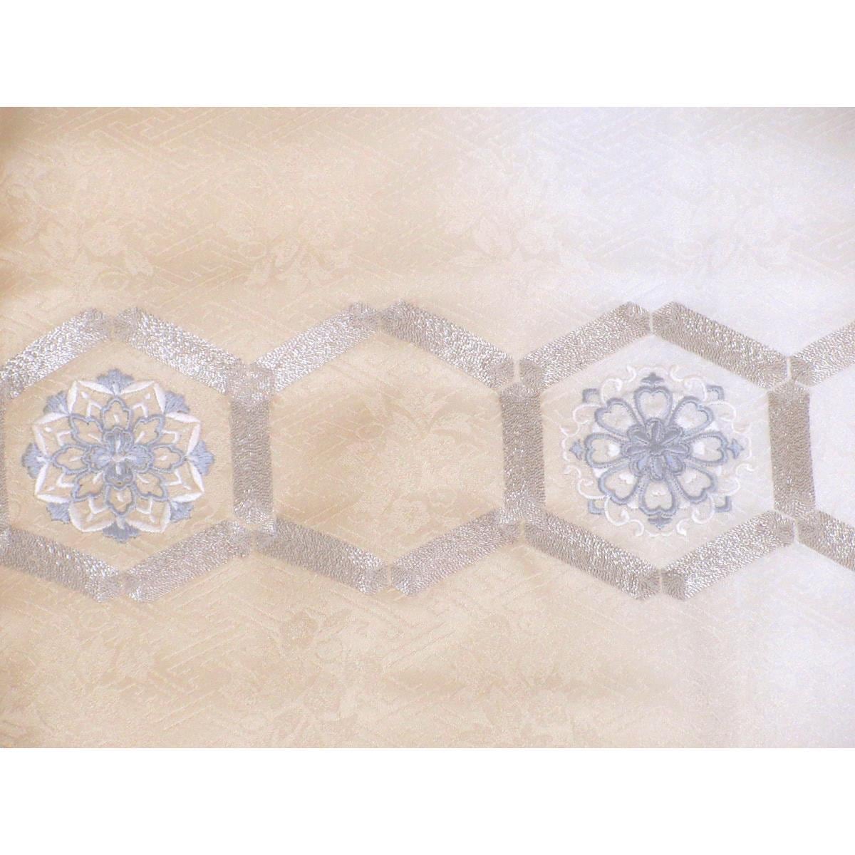 【未使用品】訪問着　ボカシ染　刺繍入り