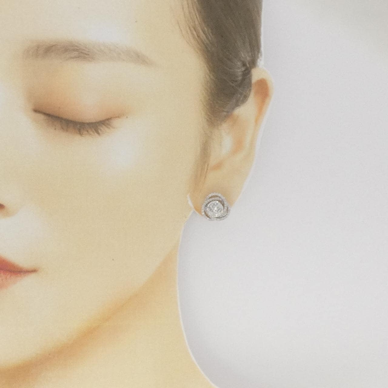 K18WG ダイヤモンド ピアス 1.50CT