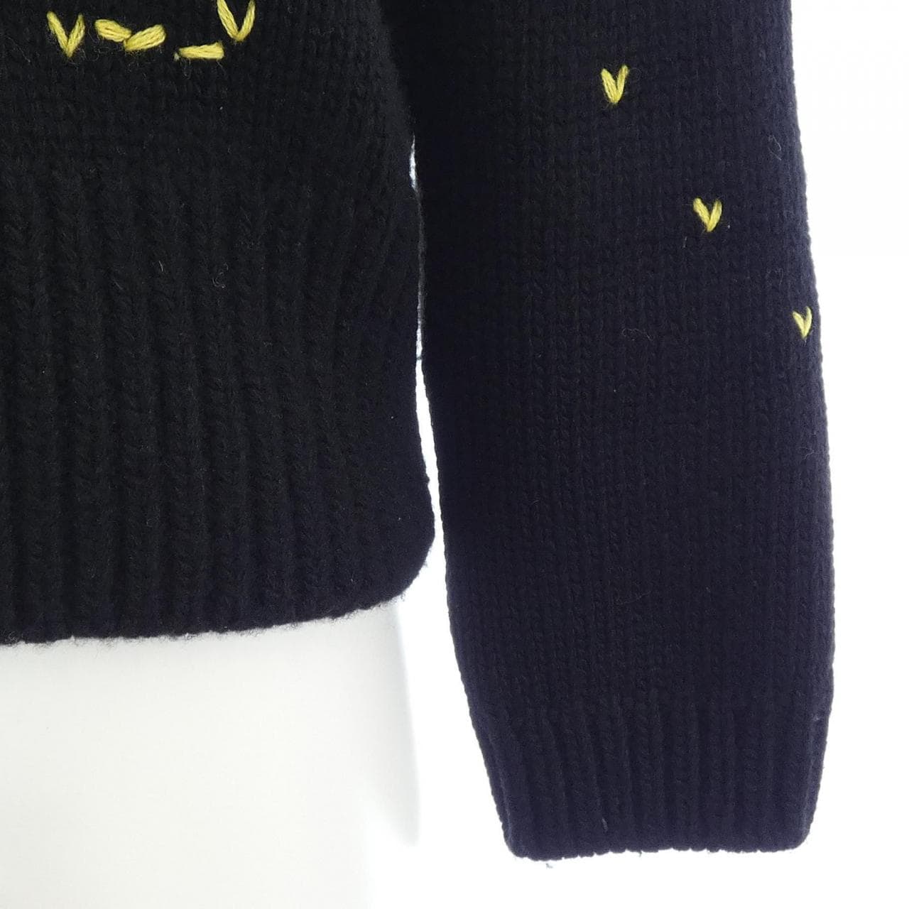 クリスチャンディオール CHRISTIAN DIOR 244G52LN320 カーディガン