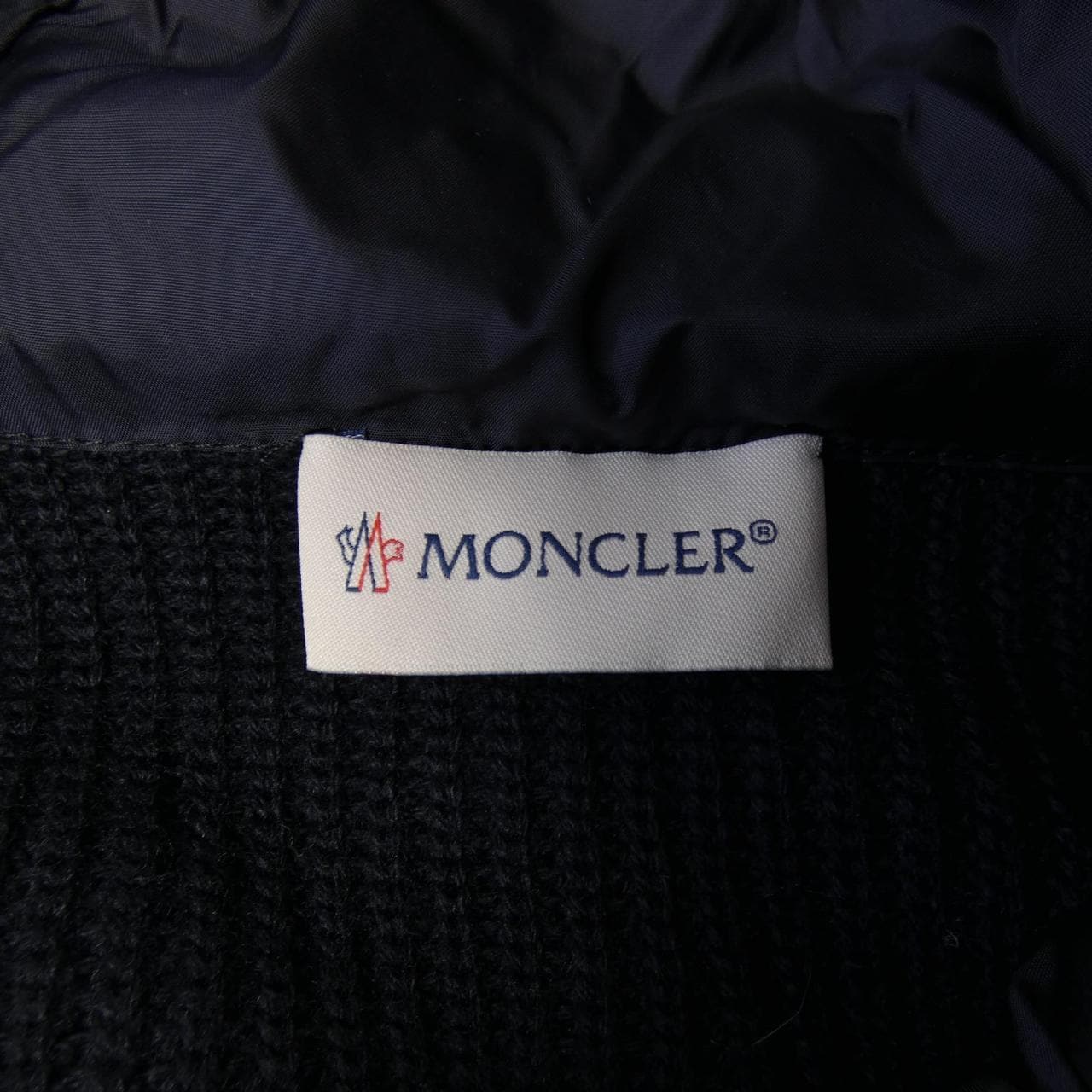 モンクレール MONCLER 20919402800 ダウンジャケット