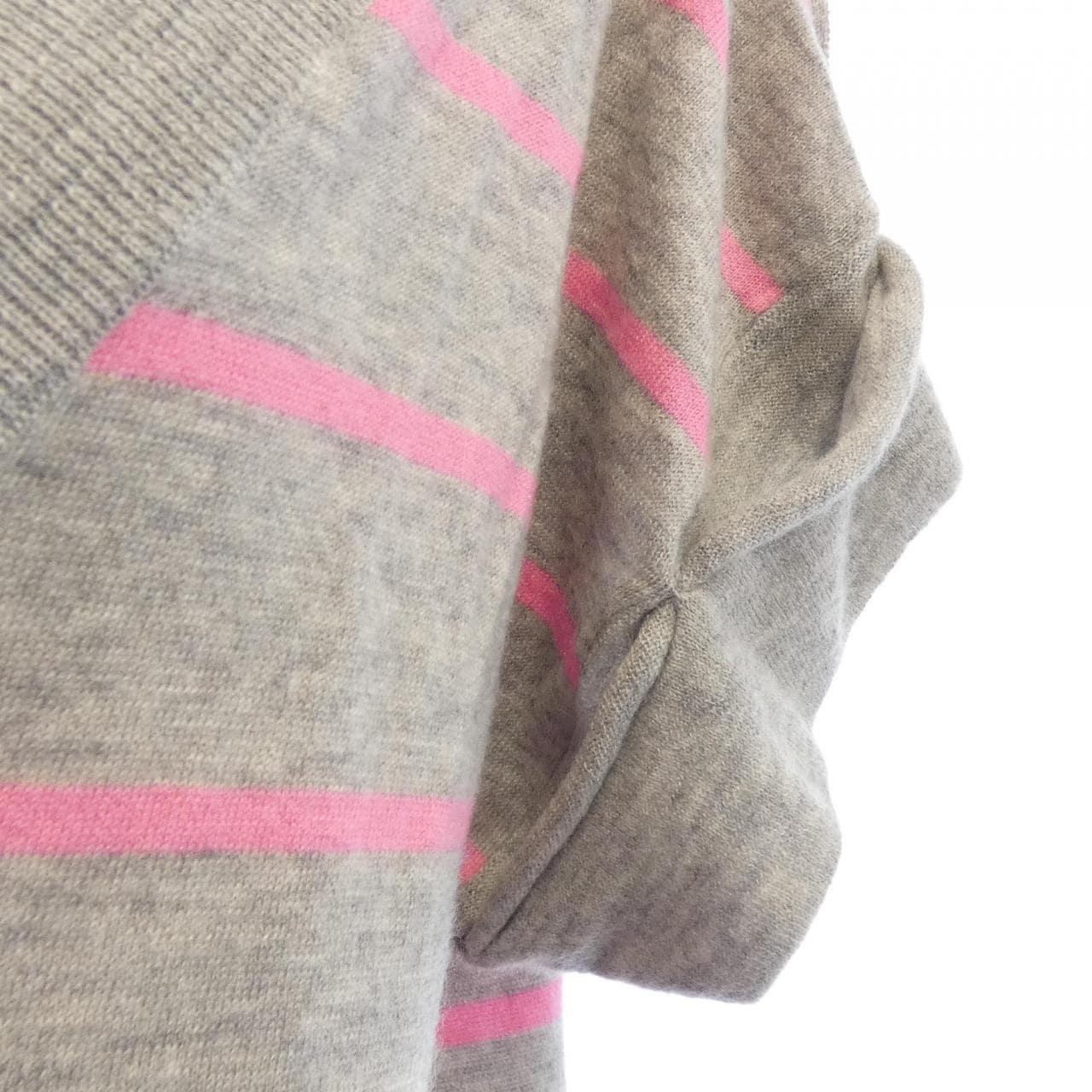 デミリー DEMYLEE ニット