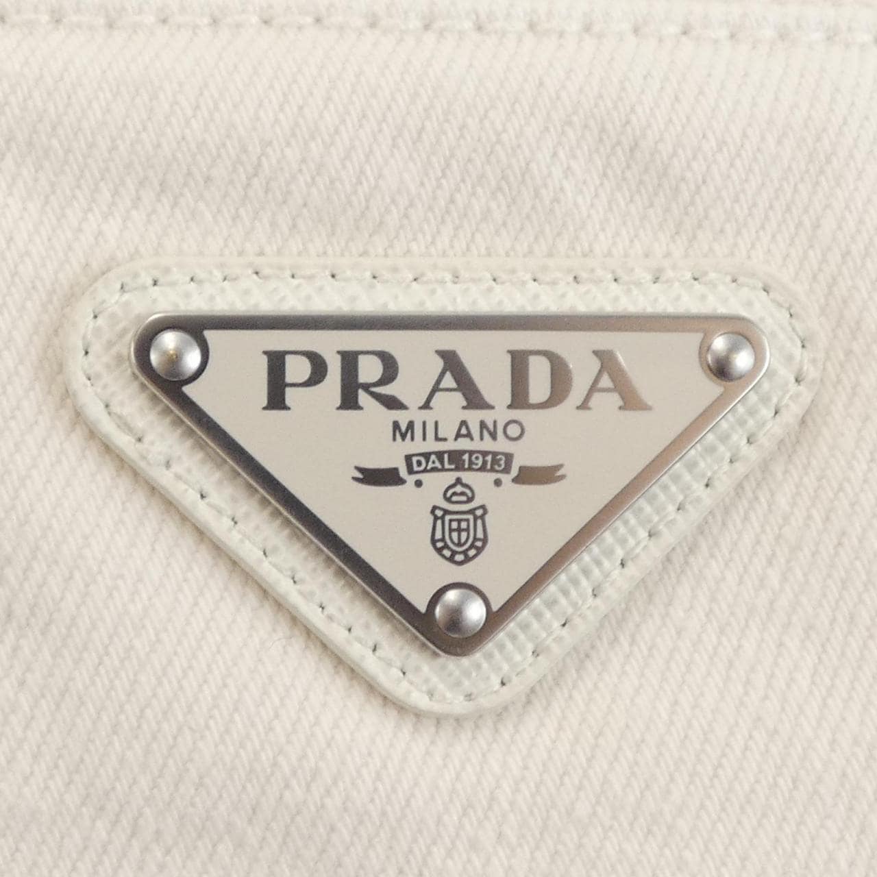 プラダ PRADA トライアングルロゴ GEP404 SOOO 14LW ショートパンツ