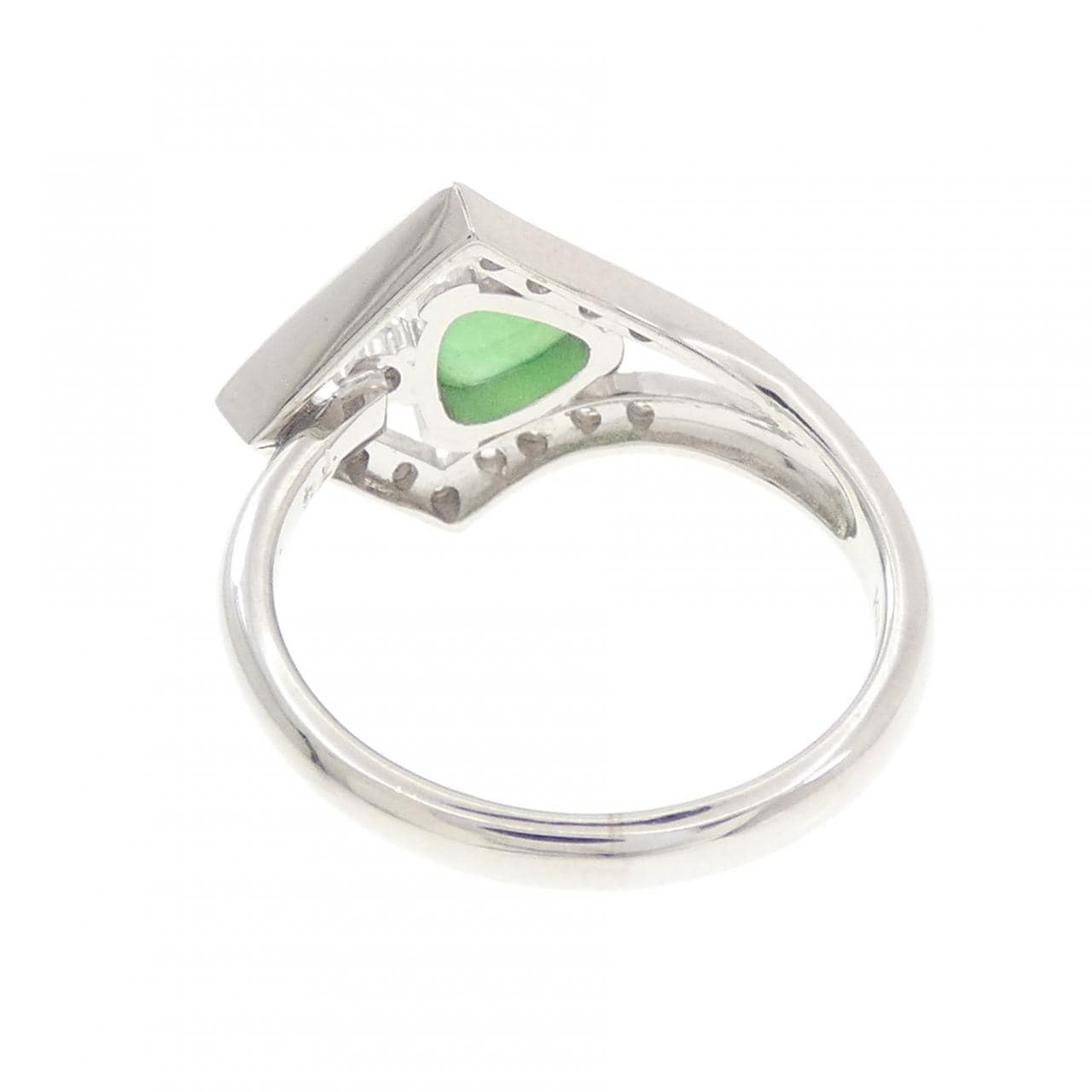 K18WG ヒスイ リング 0.74CT