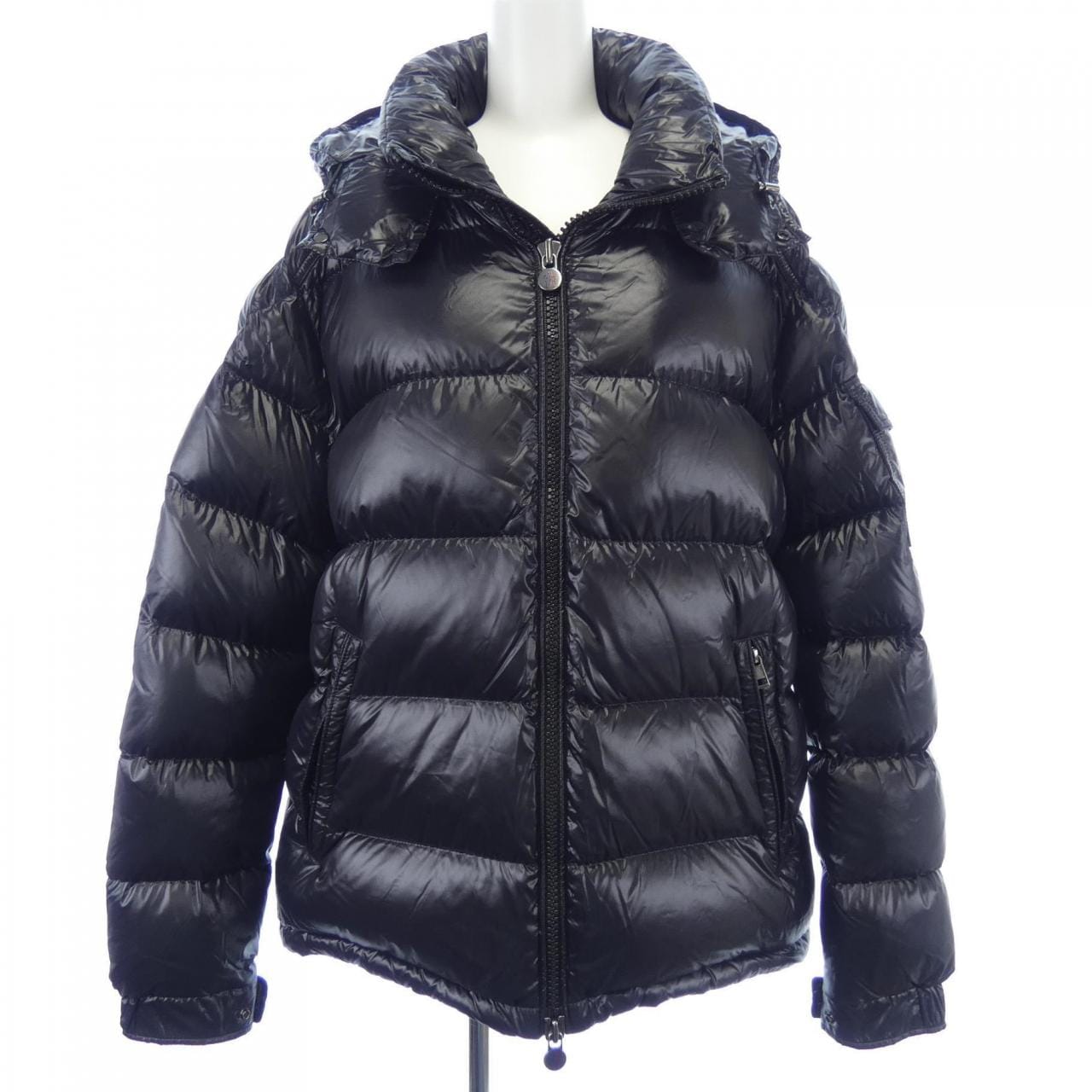 モンクレール MONCLER ダウンジャケット