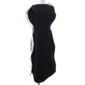 イッセイミヤケ ISSEY MIYAKE IM31KH758 ワンピース