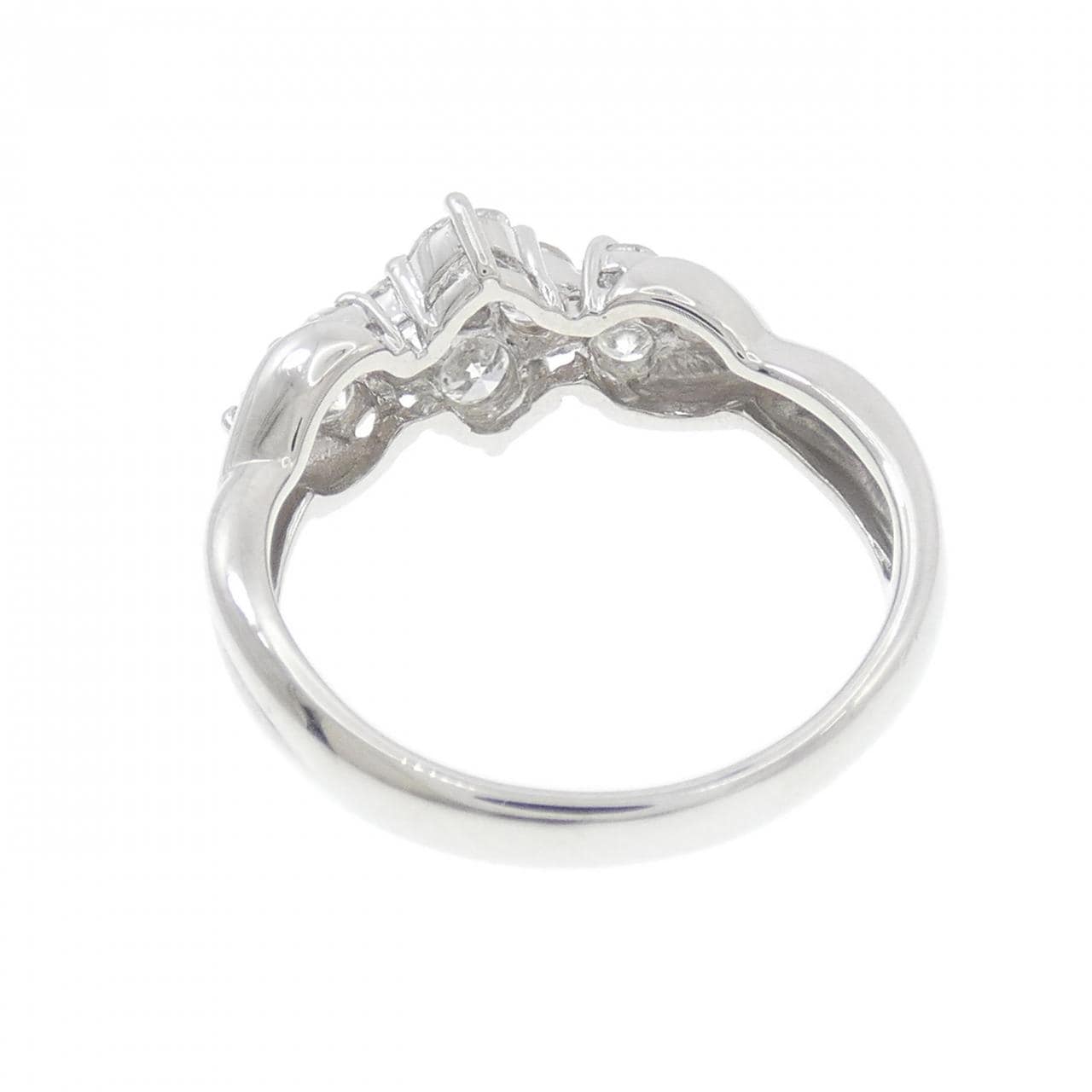 PT900 ダイヤモンド リング 0.70CT