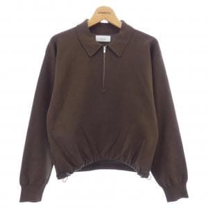 エミ emmi トップス