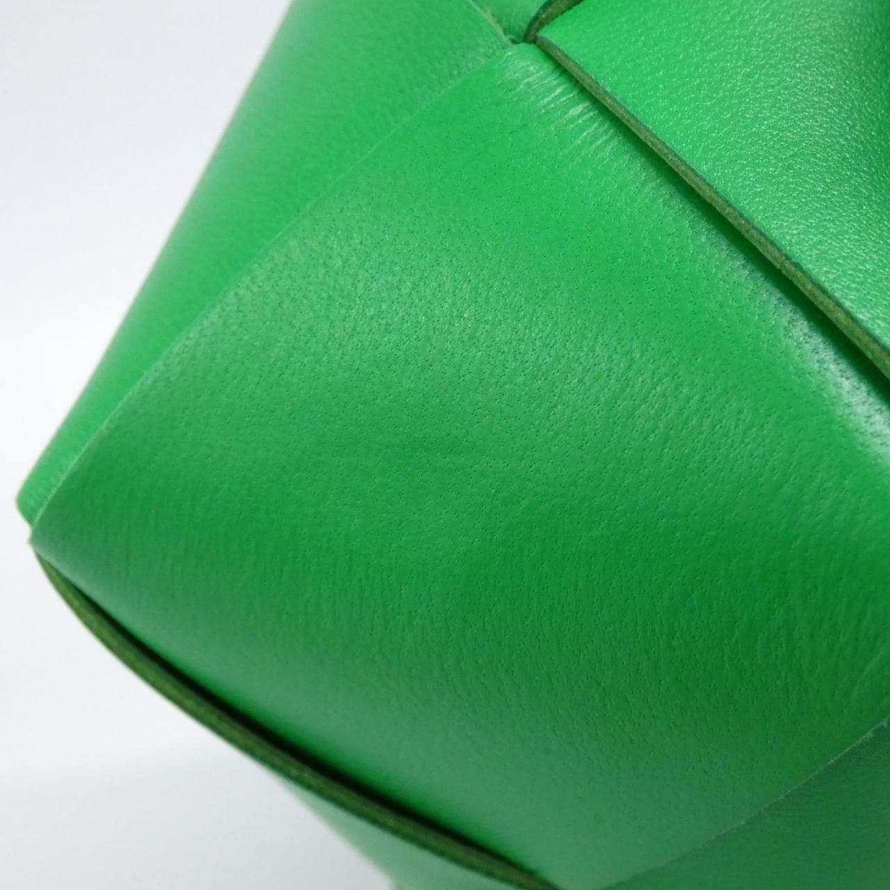 ボッテガヴェネタ 701915 VCQC2 ショルダーバッグ