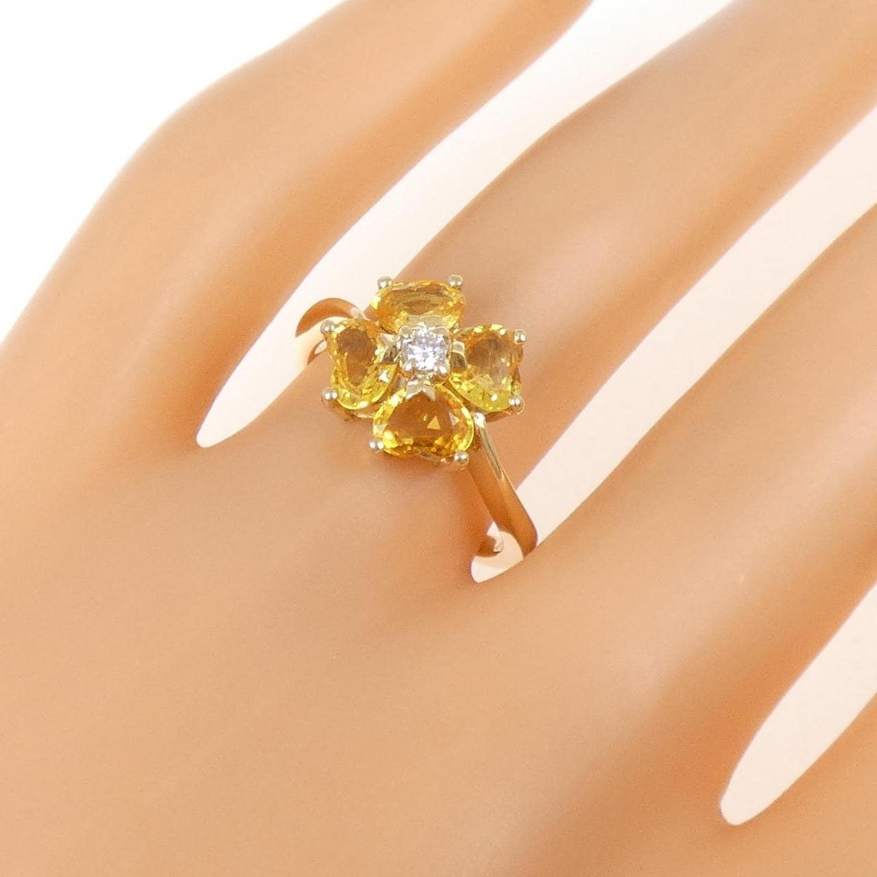 18KYG フラワー サファイヤ リング 1.73CT