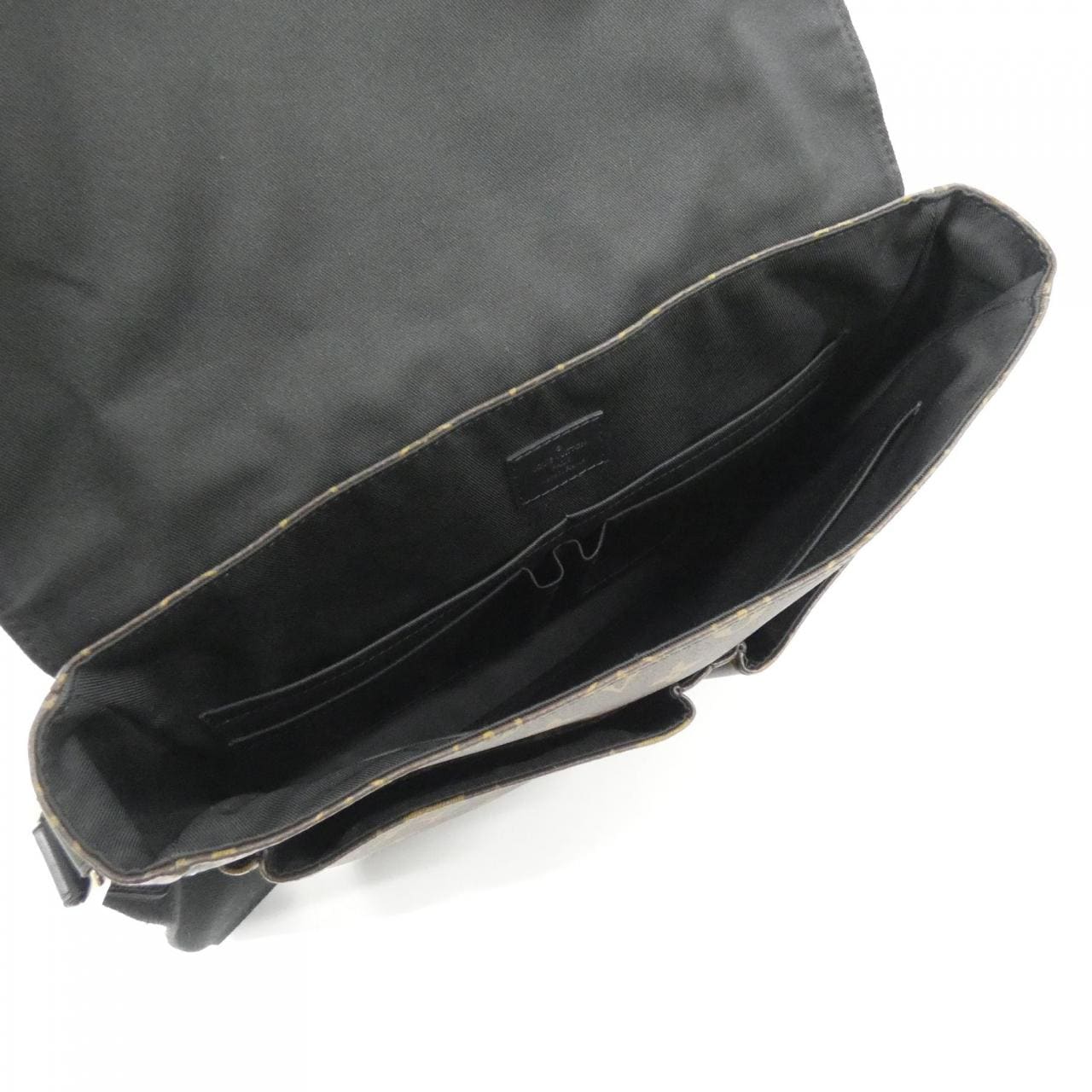 ルイヴィトン モノグラム マカサー クリストファー メッセンジャー M41643 ショルダーバッグ