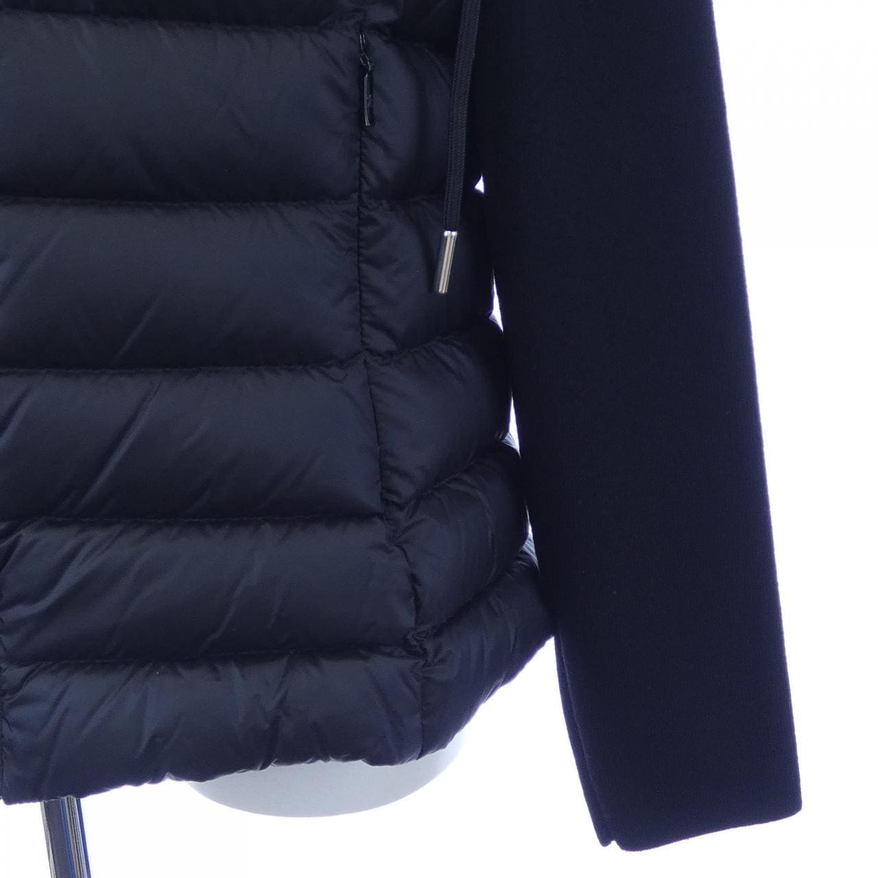 【新品】モンクレール MONCLER K20939B00019 ダウンジャケット