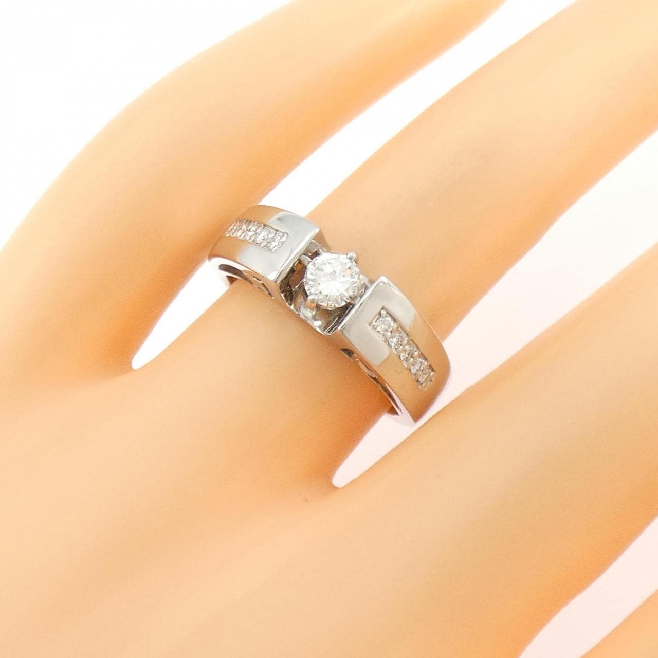 K18WG ダイヤモンド リング 0.24CT