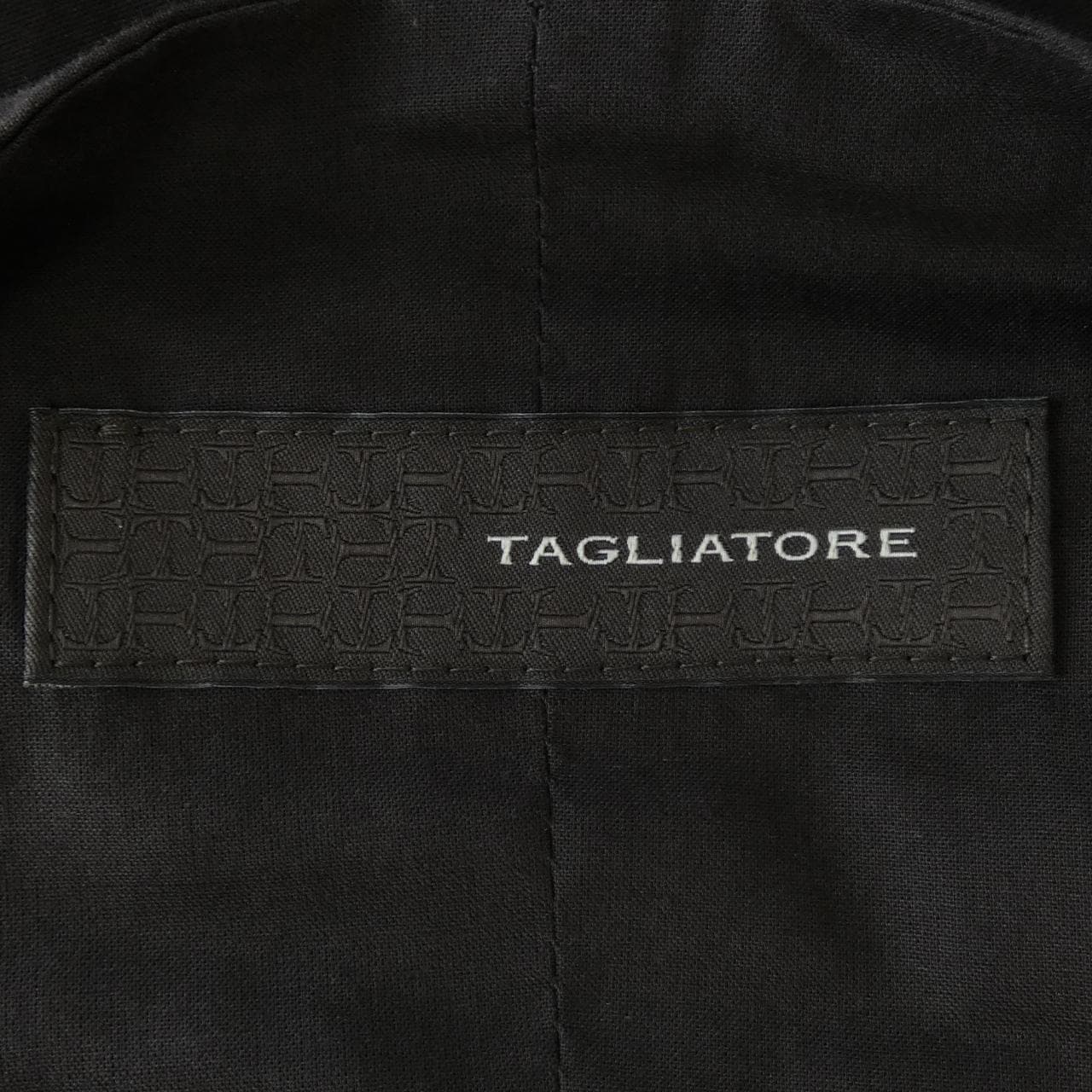 タリアトーレ TAGLIATORE ベスト