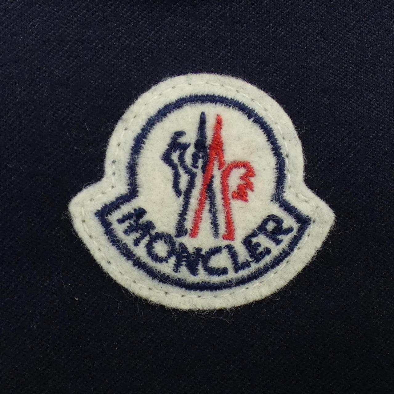 モンクレール MONCLER ダウンジャケット