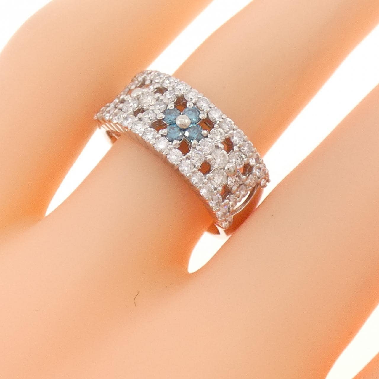 PT900 ダイヤモンド リング 1.00CT