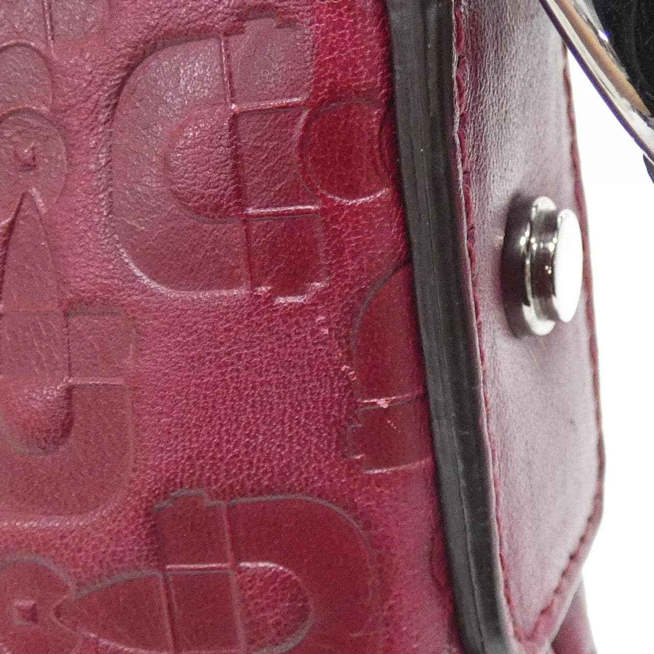 Gucci 268642肩背包