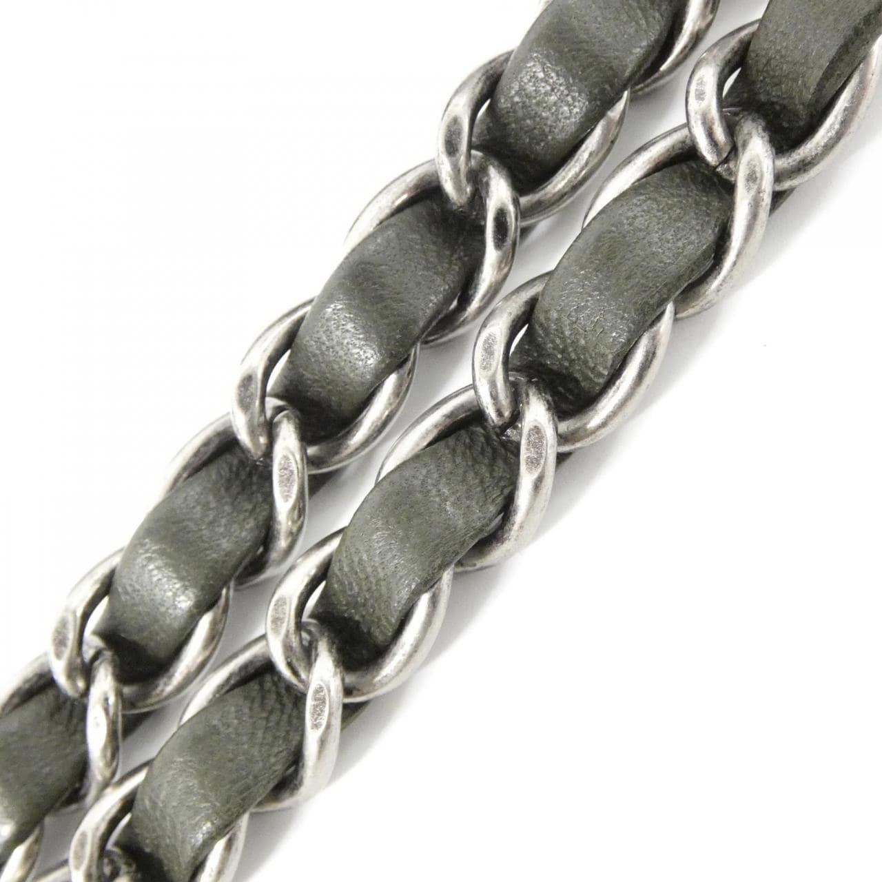 シャネル ショルダーバッグ