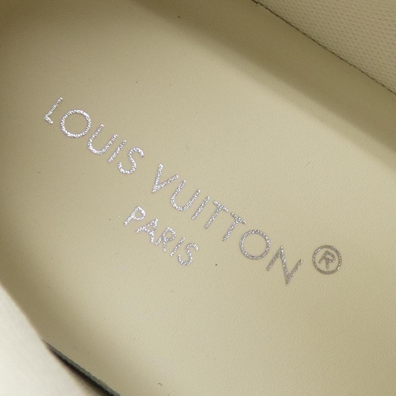 ルイヴィトン LOUIS VUITTON LVサークル LVラッシュスニーカー スニーカー