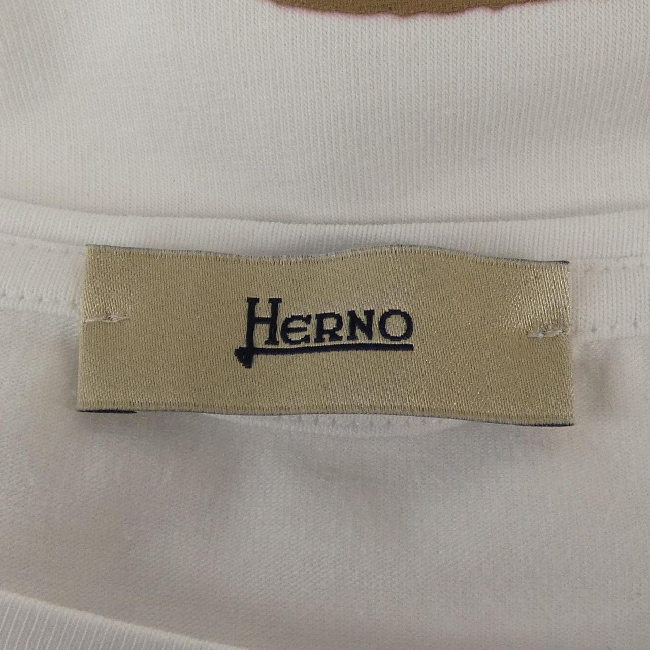 ヘルノ Herno JG000178D Tシャツ