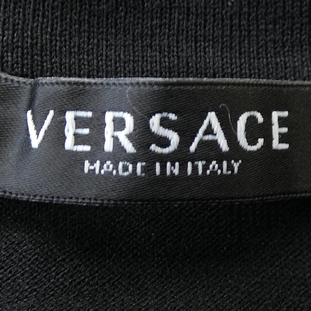 ヴェルサーチェ VERSACE A87456 Tシャツ