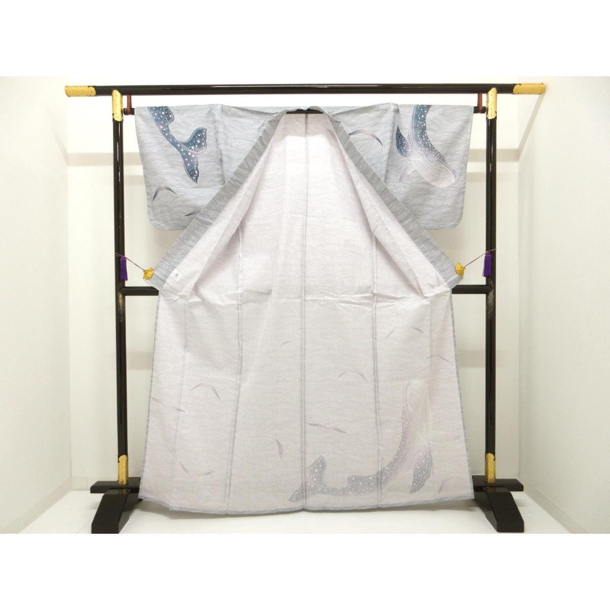 【新品】女ゆかた　くじら　Ｆサイズ