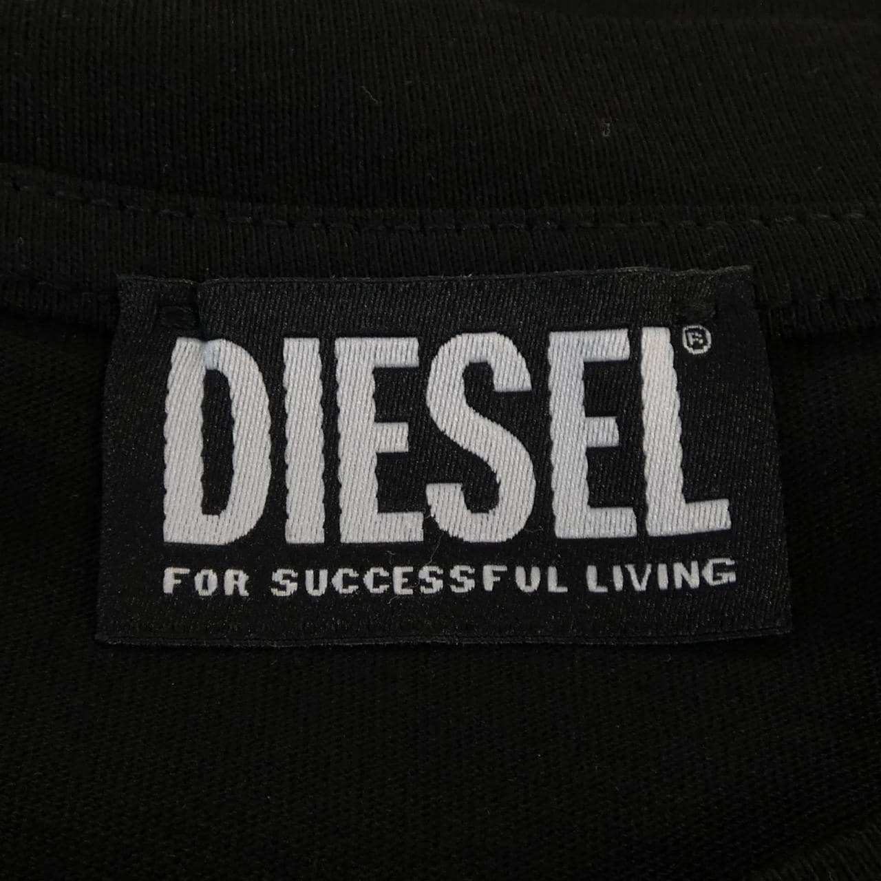 ディーゼル DIESEL A15461 RHERA Tシャツ