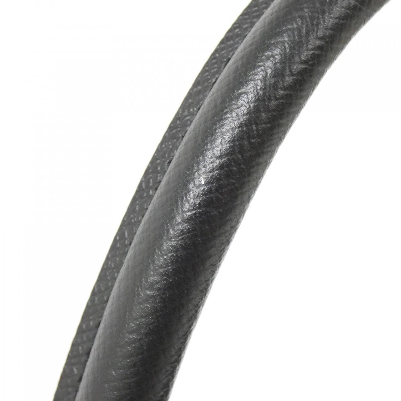 ルイヴィトン タイガ ポルト ドキュマン ヴォワヤージュ M30925 バッグ